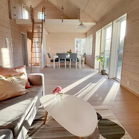 Solbakke Holiday home